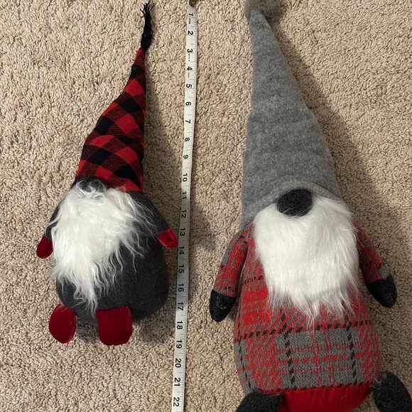 Pottery Barn Set of 5 Plush Christmas Holiday Gnomes - Picture 2 of 8